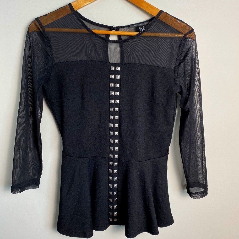 MNG Collection Women's‎ Black Sheer Sleeve Peplum Top Brass Accents Size Small